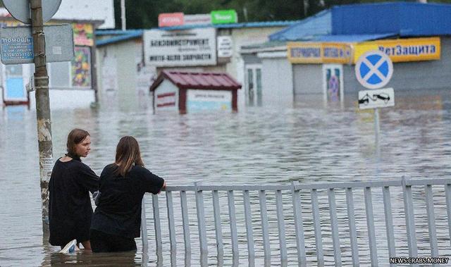 Мощные ливни вызывают затопление 60 населенных пунктов в Приморье