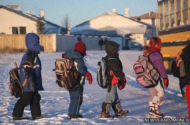 Госдума рассматривает задержку начала уроков в зимнее время для школьников
