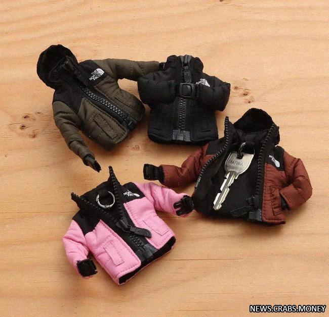 The North Face представили миниатюрные куртки для ключей