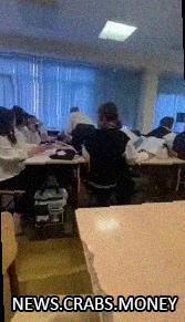 Преподаватель в Краснодарской гимназии избил школьницу за отказ отдать телефон