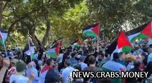 Многотысячный митинг в Сиднее в поддержку палестинцев против поддержки Израиля.