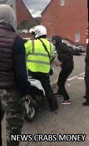 Протестующие в Великобритании напали на полицейских во время пропалестинских акций