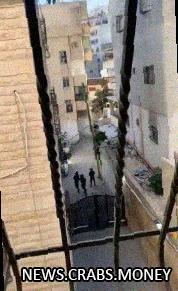 Шокирующий инцидент: израильский солдат стреляет по маленькой девочке из окна