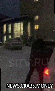 Сургутский таксист вышвырнул пассажирку из-за критики: видео отправлено в СК.