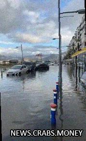 Мощные ураганы залили Измир: дома, магазины и дороги под водой