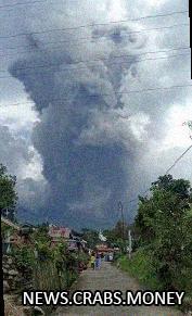 Извержение вулкана Мерапи: срочная эвакуация началась