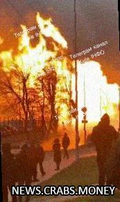 Пожар в киевском автосалоне Tesla и горючих резервуарах