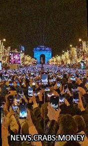 Тысячи людей в Франции меняют реальность на видео с Нового года - шокирующее видео в соцсетях