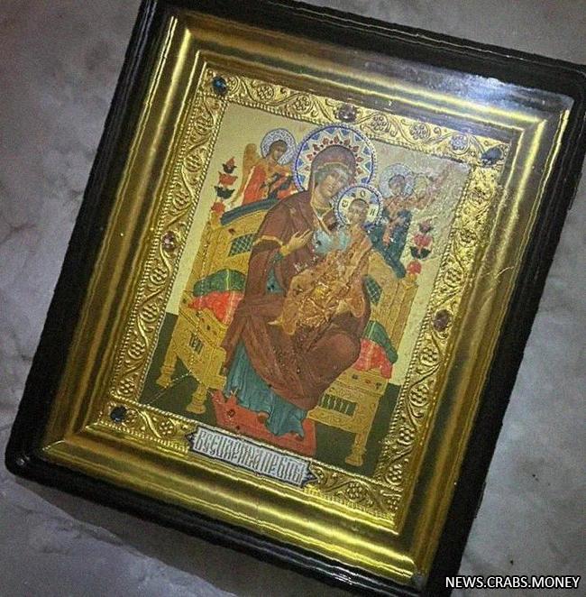 Задержан похититель иконы Божией Матери из петербургского храма.