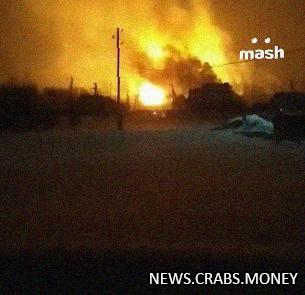 Грузовой поезд в огне после взрыва газопровода: жертвы и разрушения