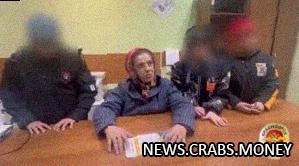 Подростки в Красноярске терроризировали детей ради 500 рублей.