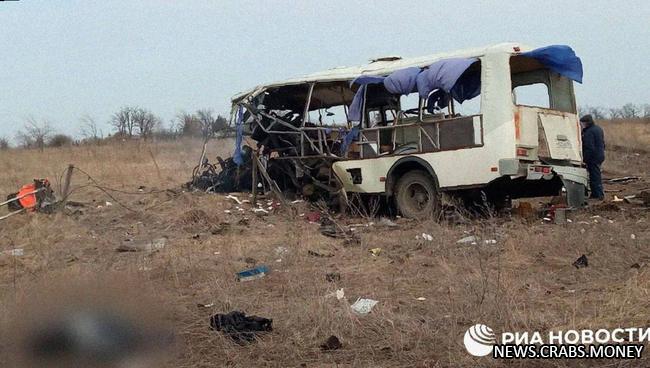 Трагедия в ЛНР: видео с места подрыва автобуса