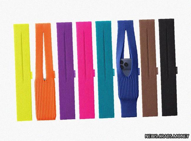 Apple представили новинку: iPhone Pocket - носок за 150, как бабка-сумка