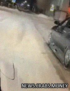 Мужчина в Башкортостане разнес свою машину после поломки.